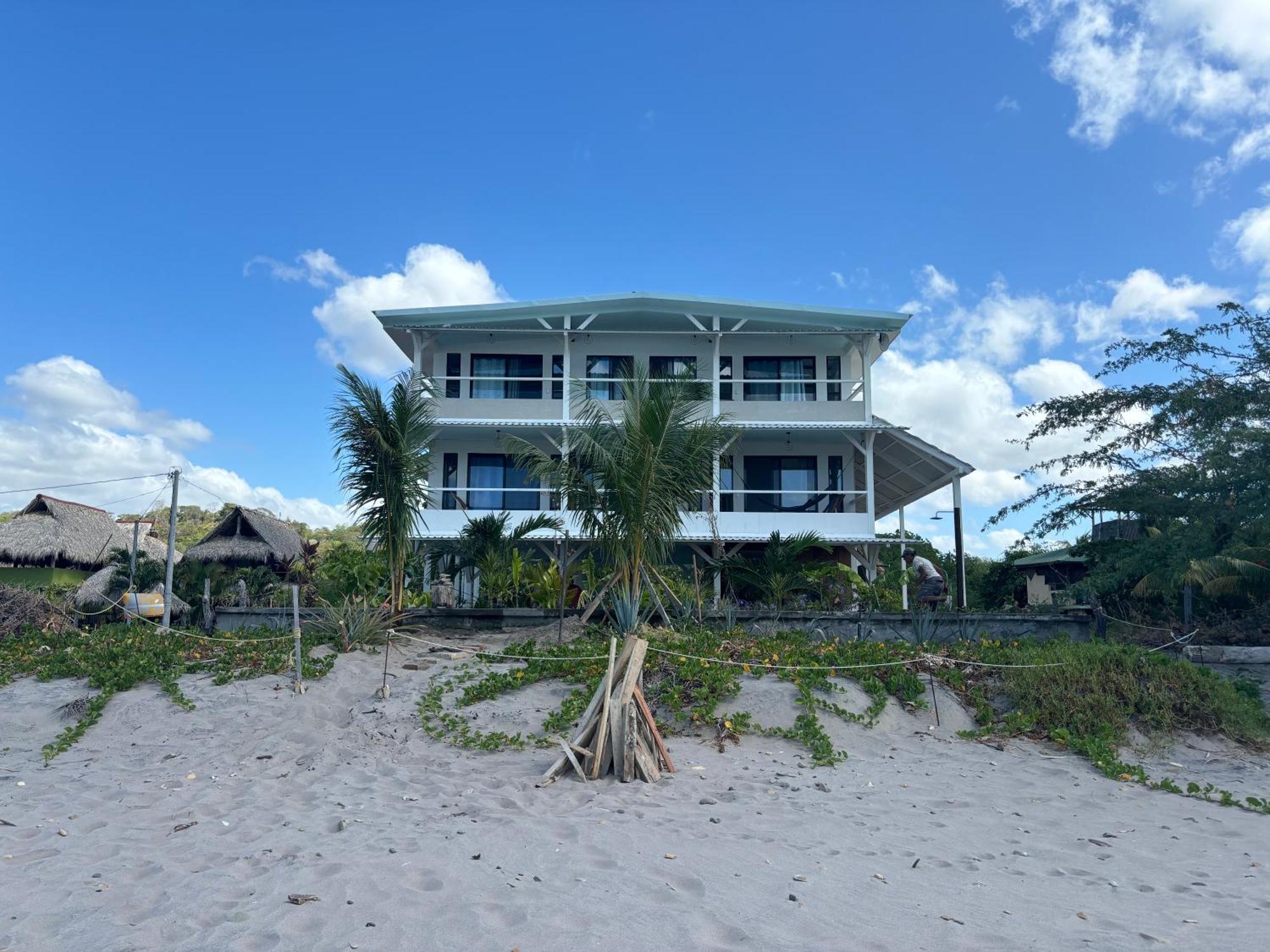 Stella Mar Oceanfront Hotel Popoyo Bagian luar foto
