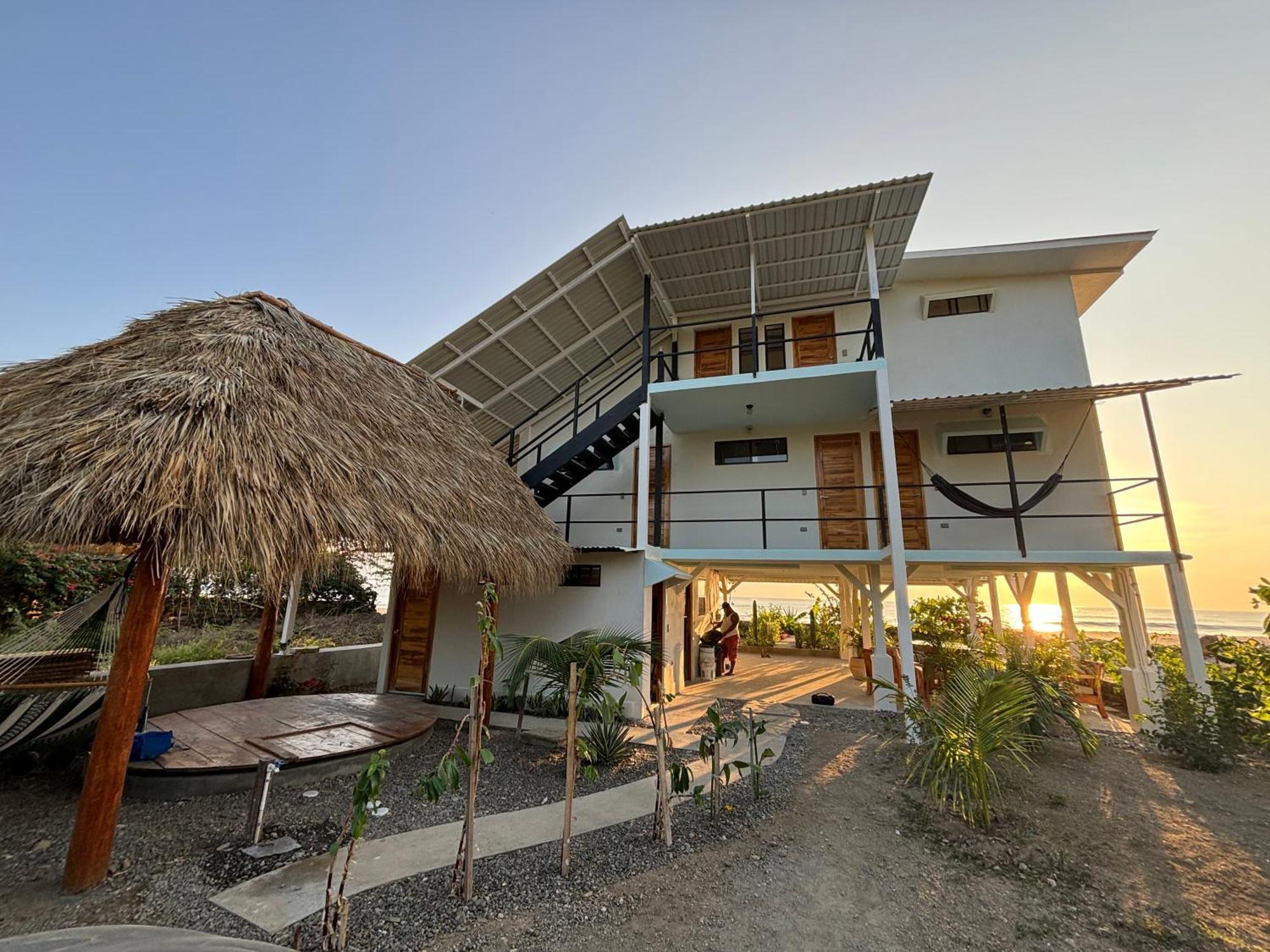 Stella Mar Oceanfront Hotel Popoyo Bagian luar foto