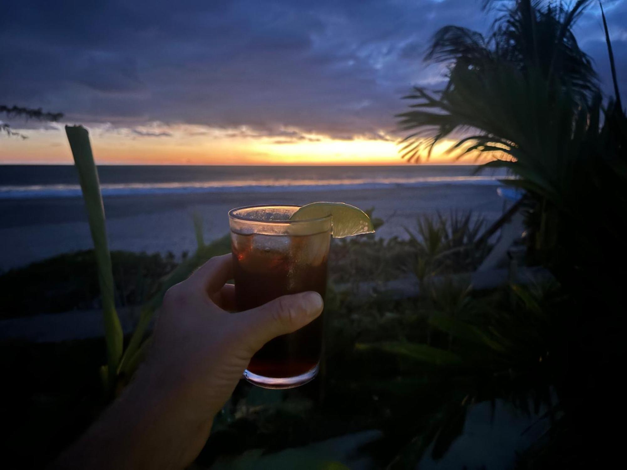 Stella Mar Oceanfront Hotel Popoyo Bagian luar foto