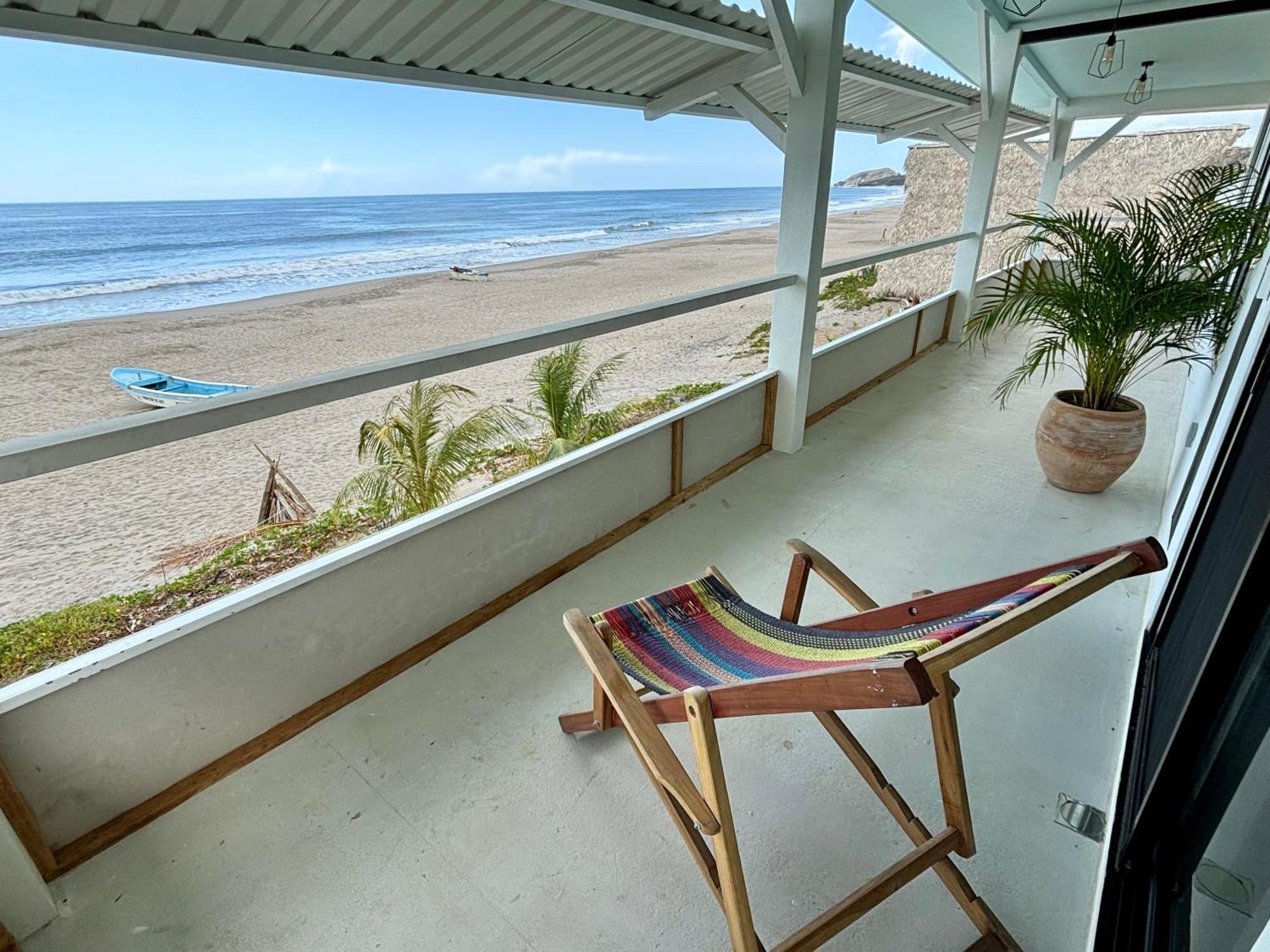 Stella Mar Oceanfront Hotel Popoyo Ruang foto